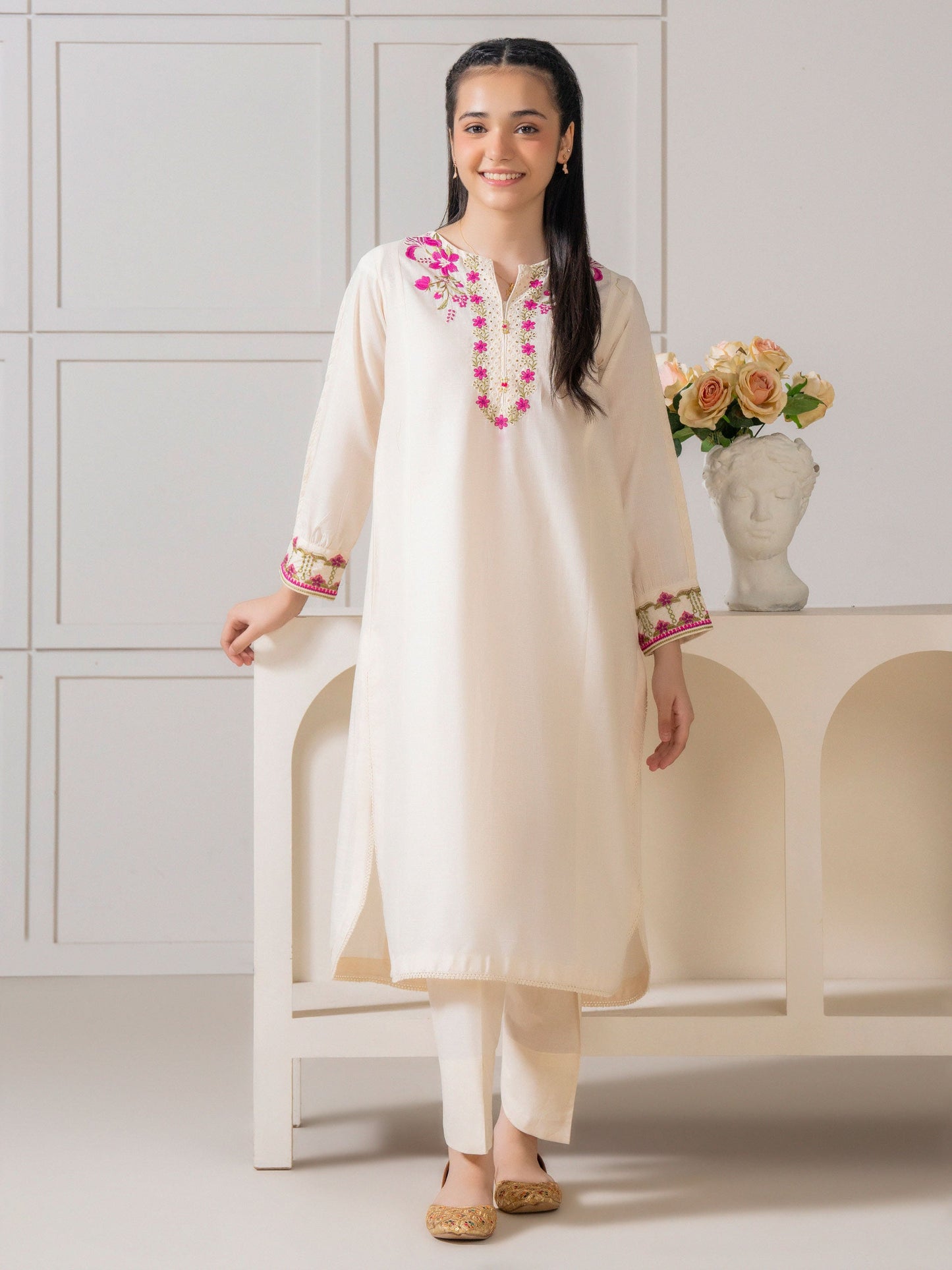 2 Piece Lawn Suit-Embroidered