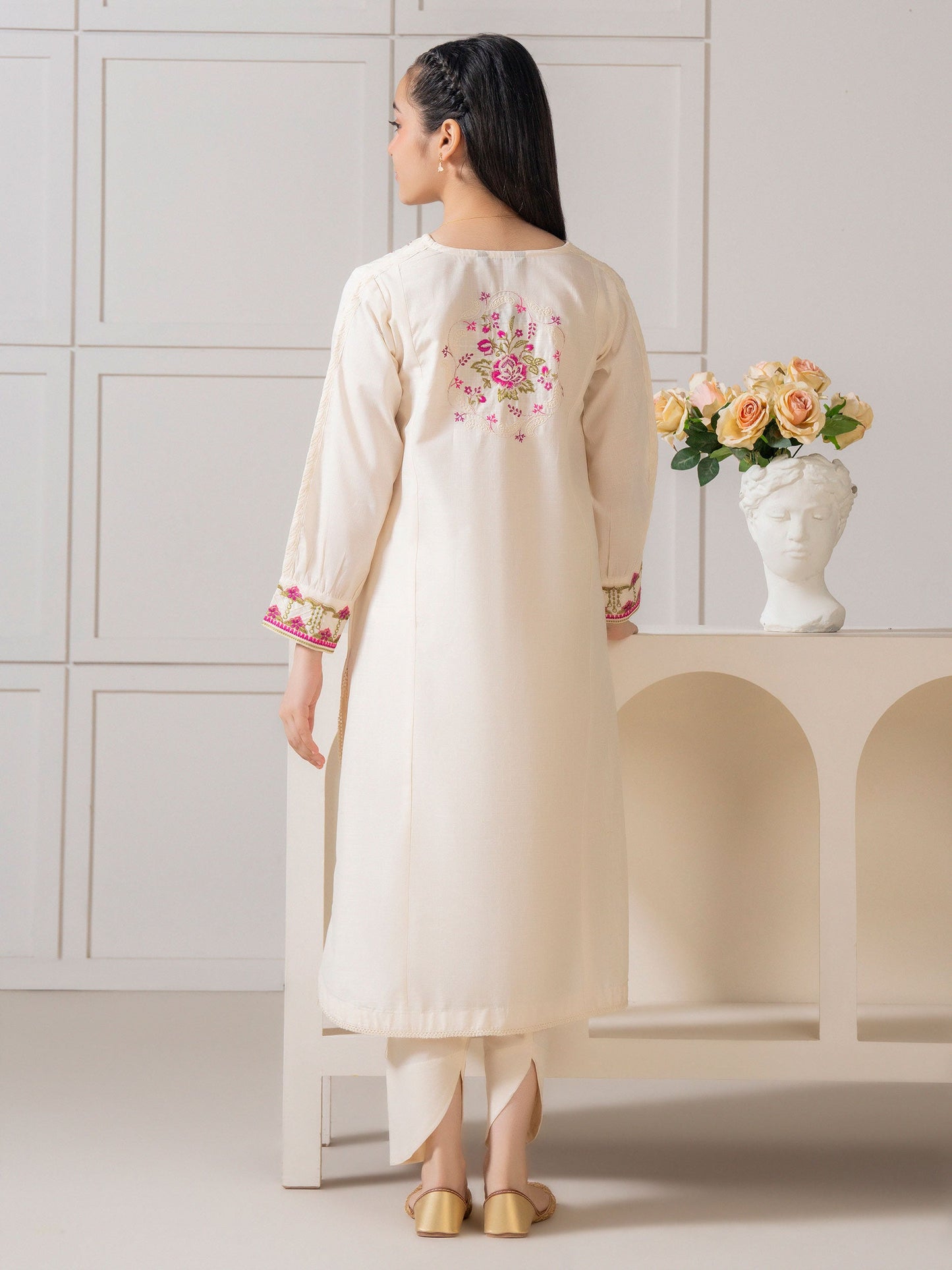 2 Piece Lawn Suit-Embroidered