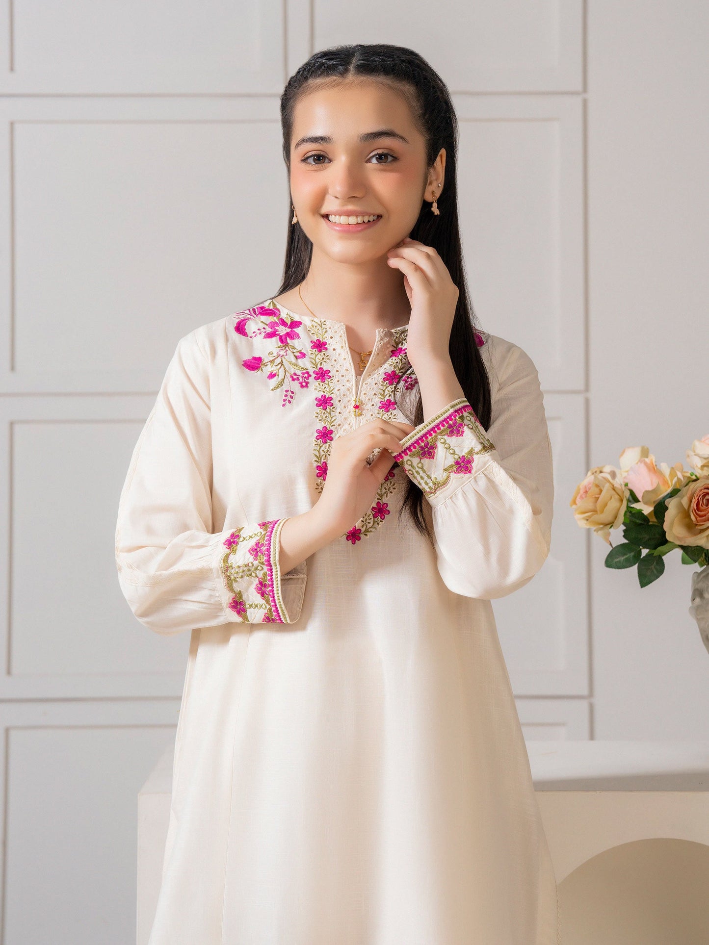 2 Piece Lawn Suit-Embroidered