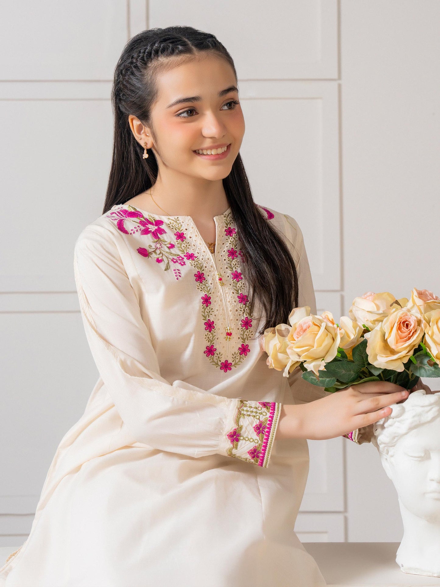2 Piece Lawn Suit-Embroidered