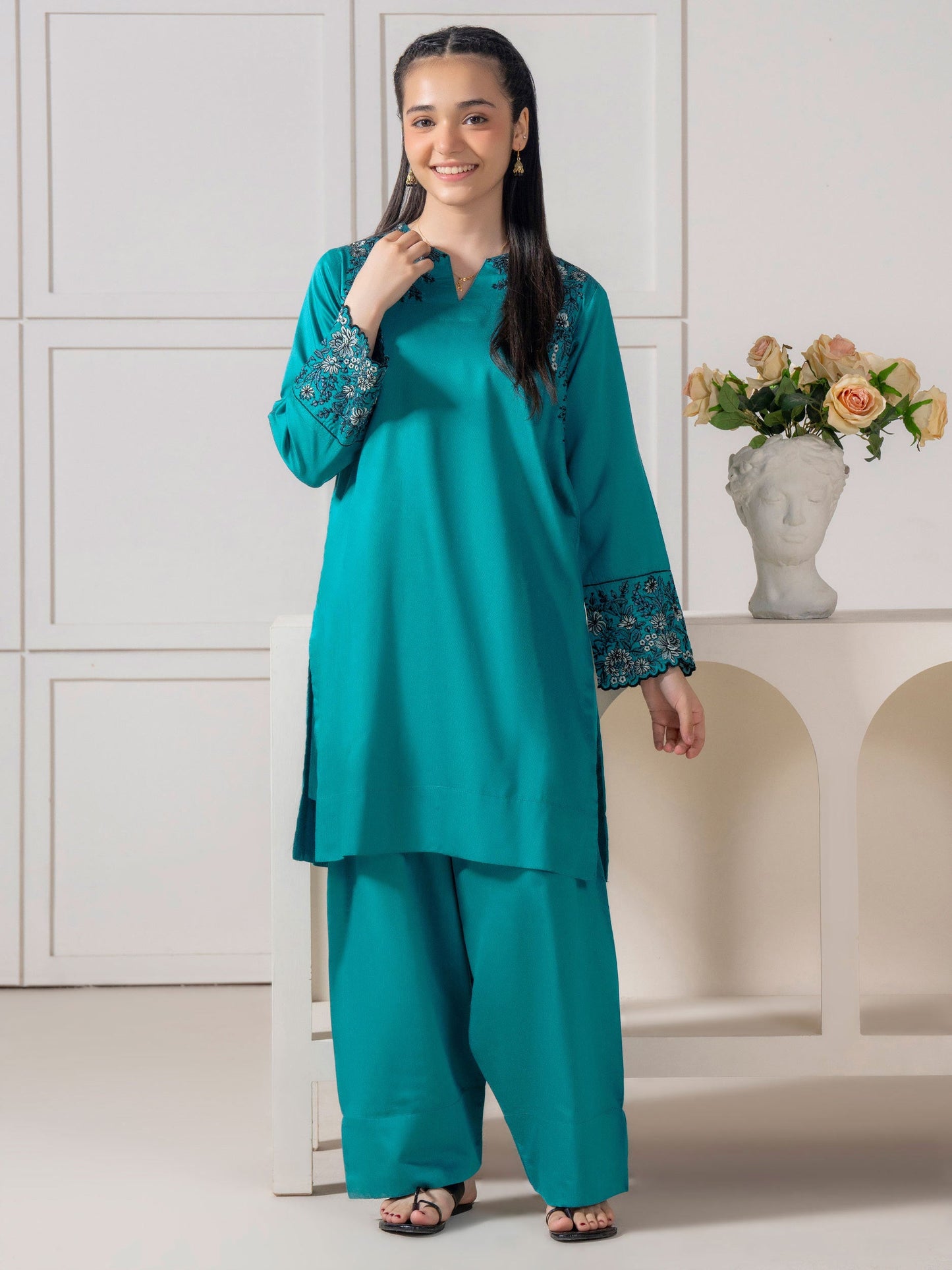 2 Piece Lawn Suit-Embroidered