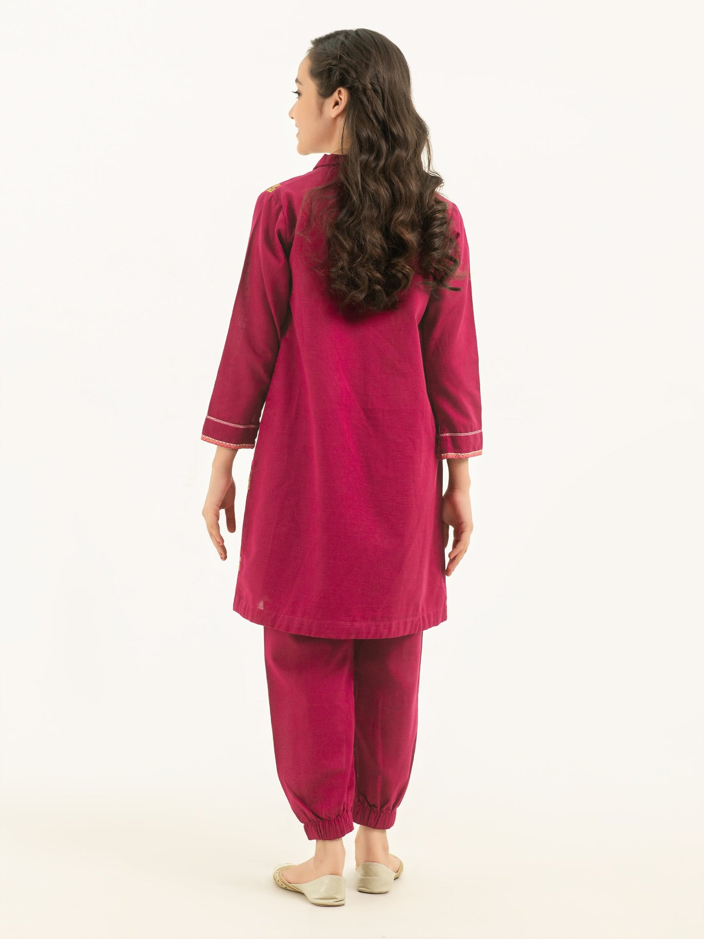 2 Piece Khaddar Suit-Embroidered (Pret)