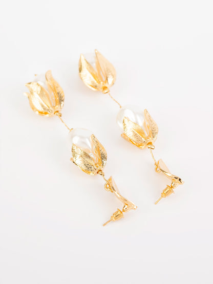 Dangling Flower Earrings