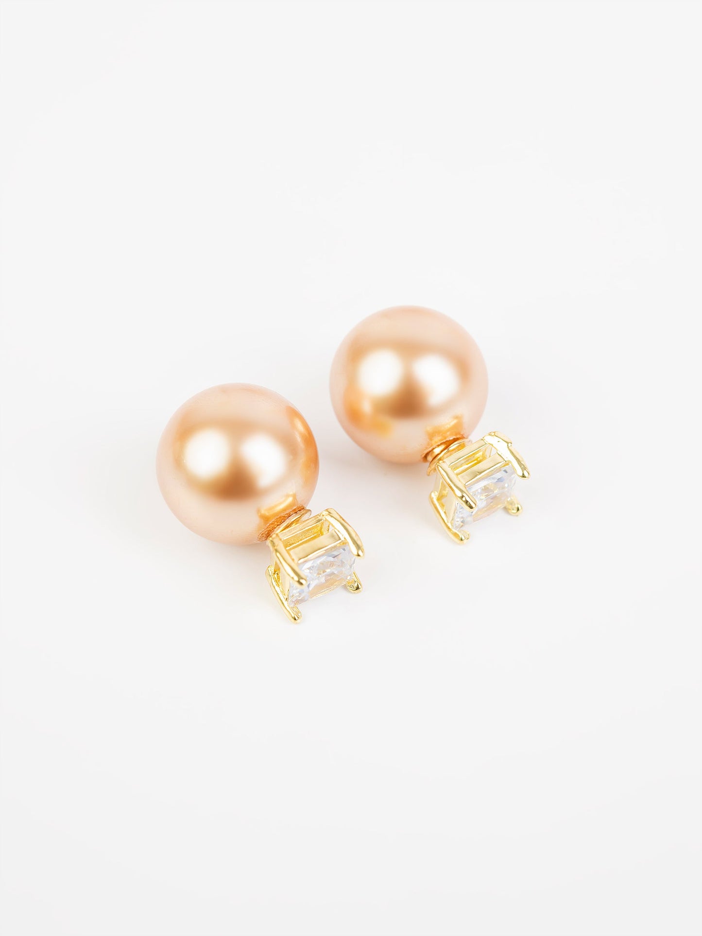 Stone Studs With Pearl
