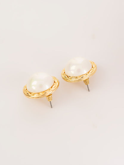 Pearl Studs