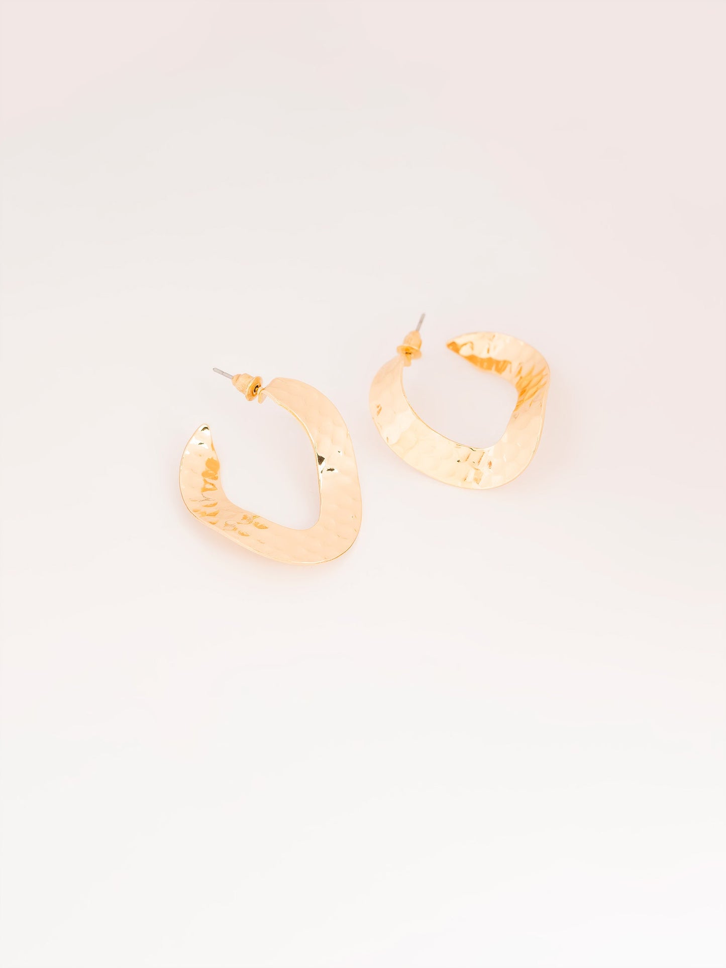 Wavy Hoops