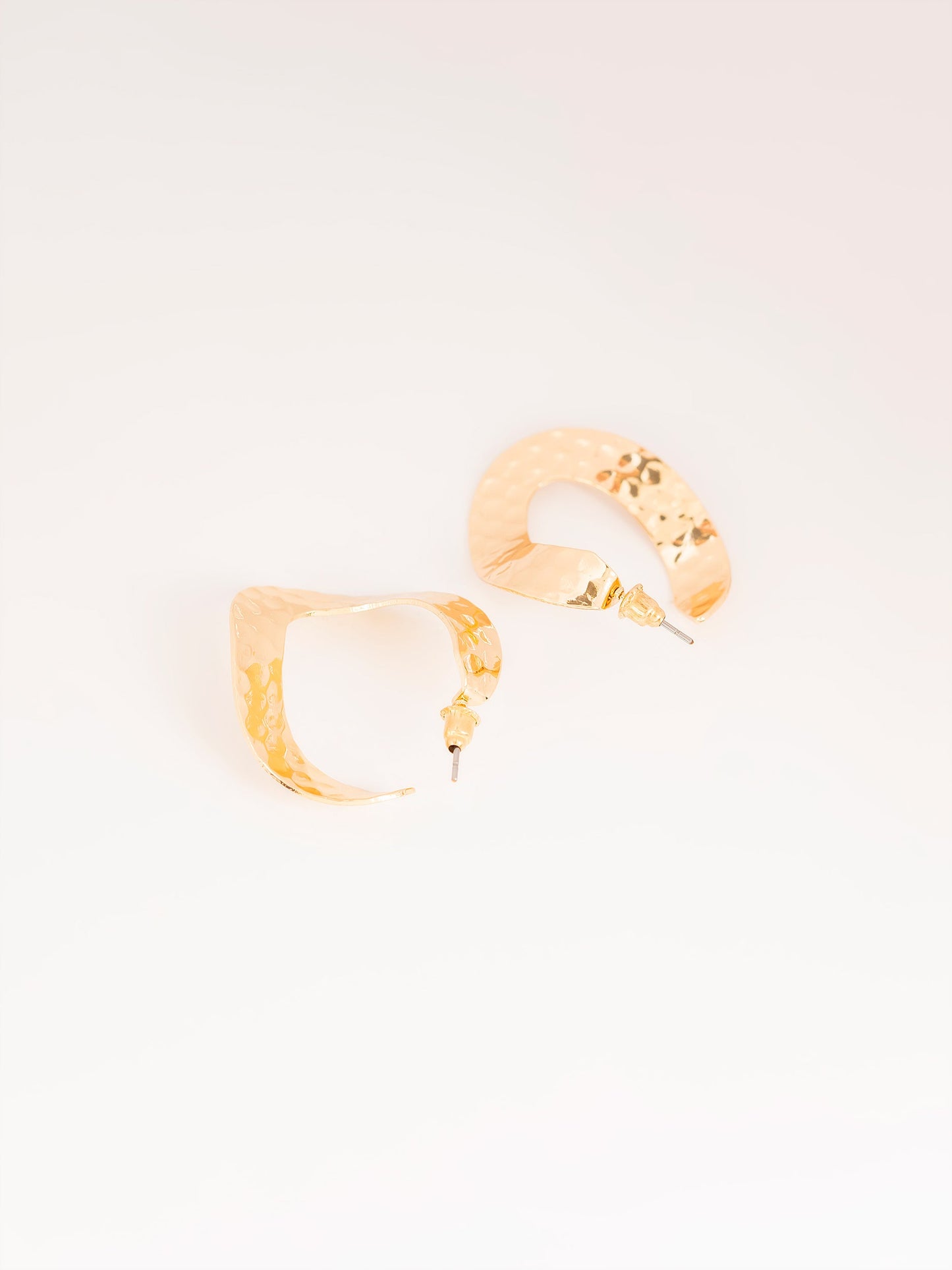 Wavy Hoops