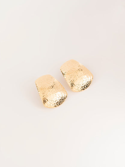Curvy Hammered Studs
