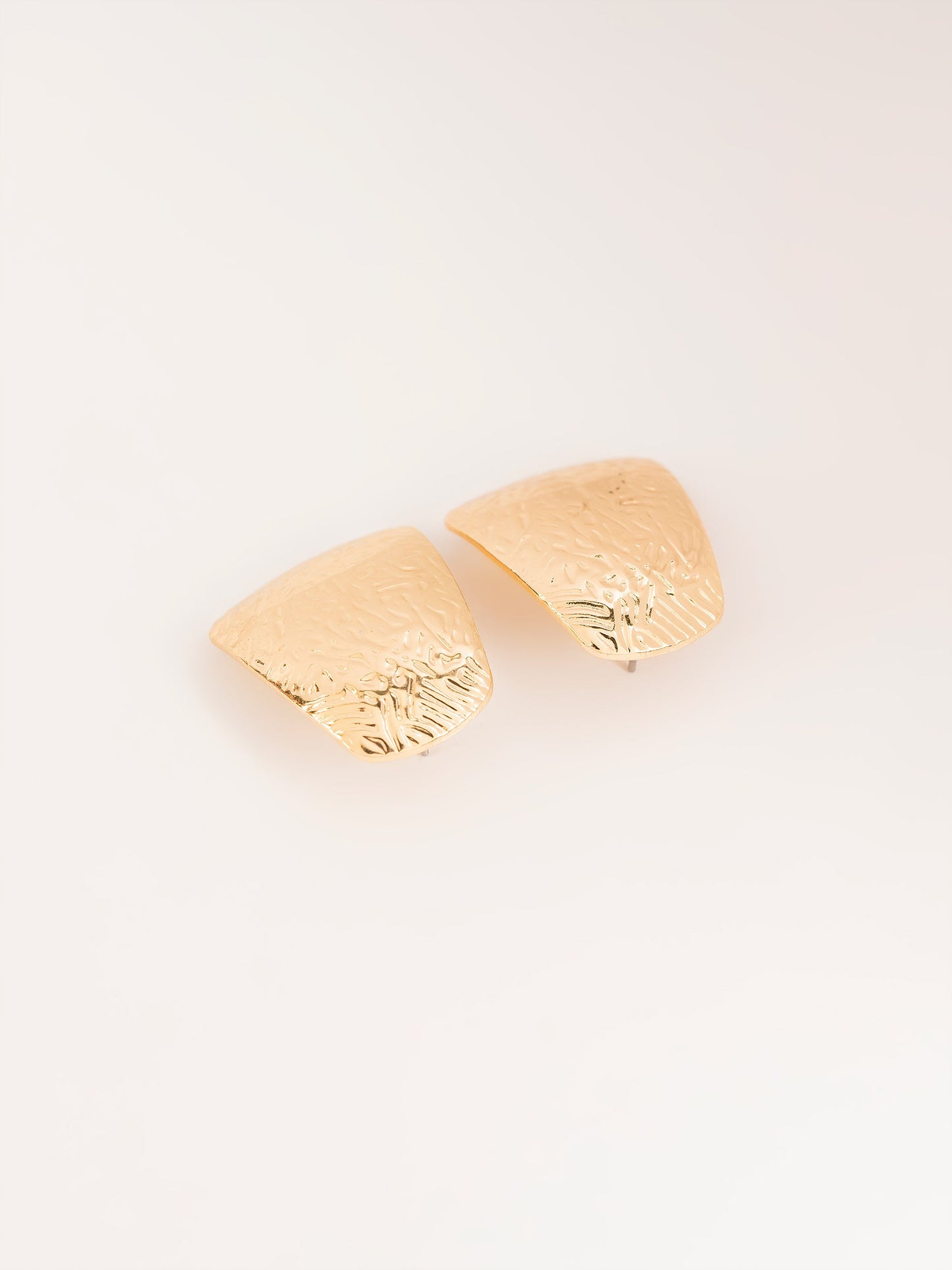 Curvy Hammered Studs