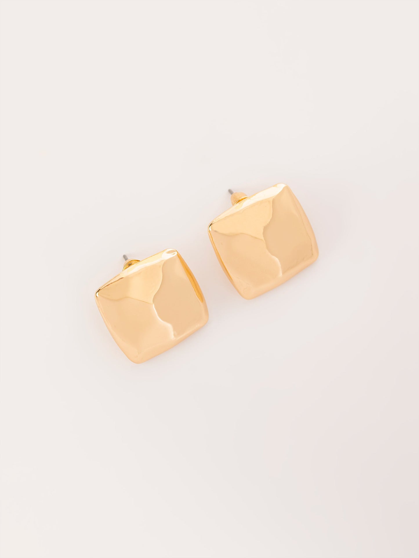 Geometric Studs