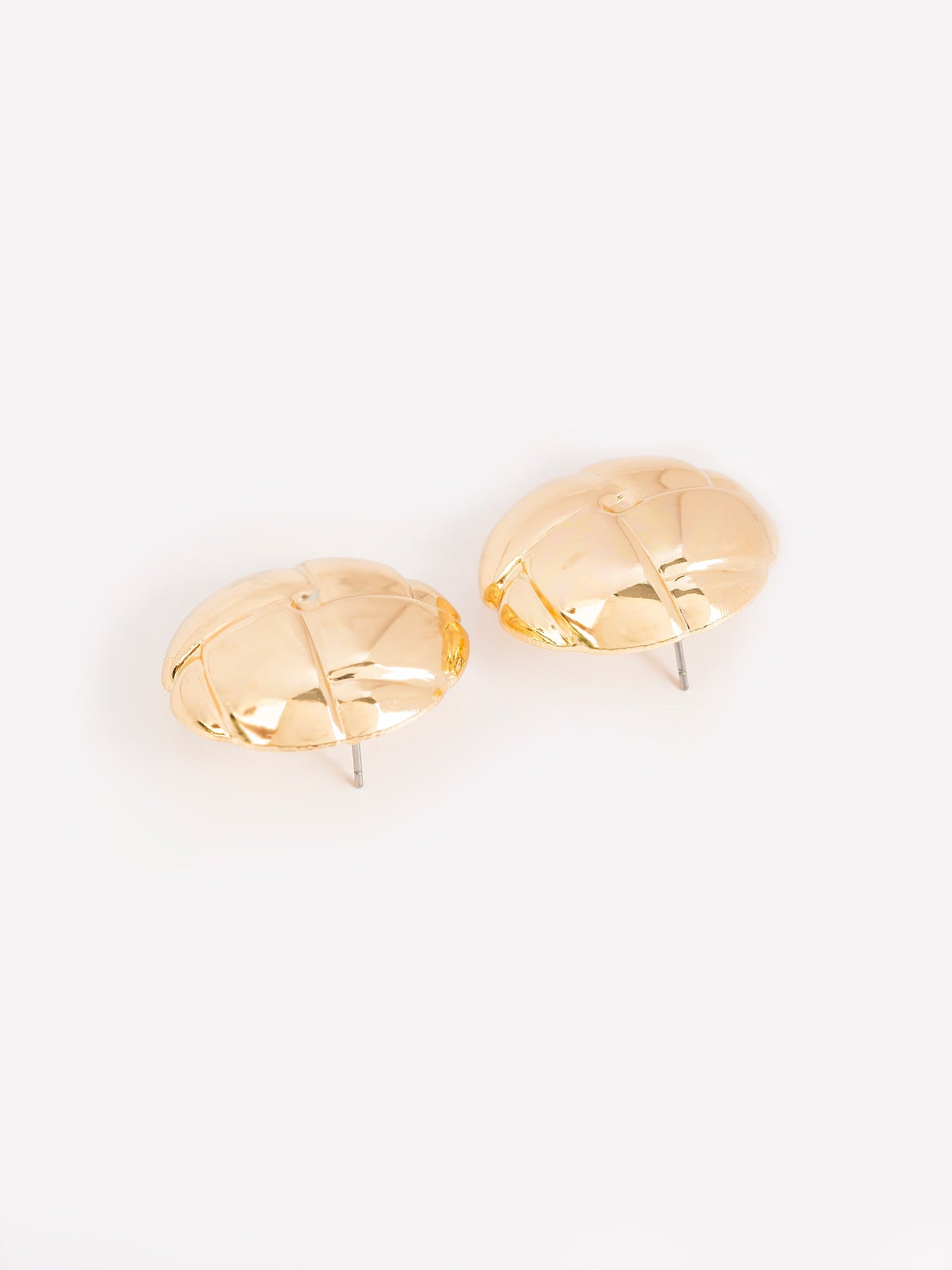 Round Studs