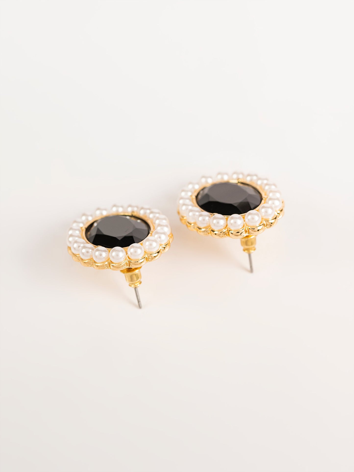 Pearl Studs