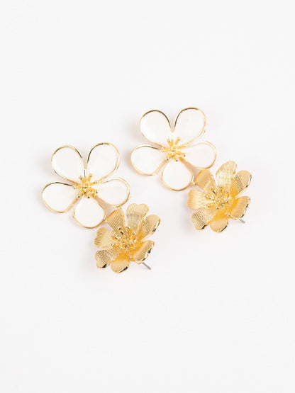 Dangling Flower Earrings