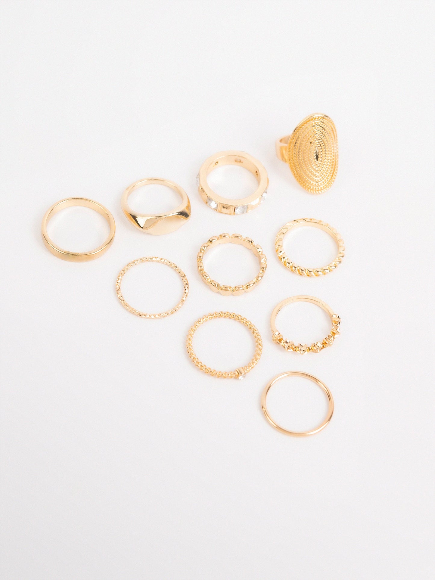 Oval Ring Set