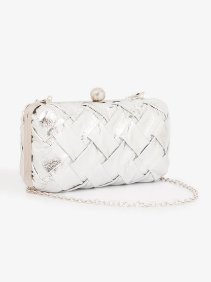 Crisscross Clutch