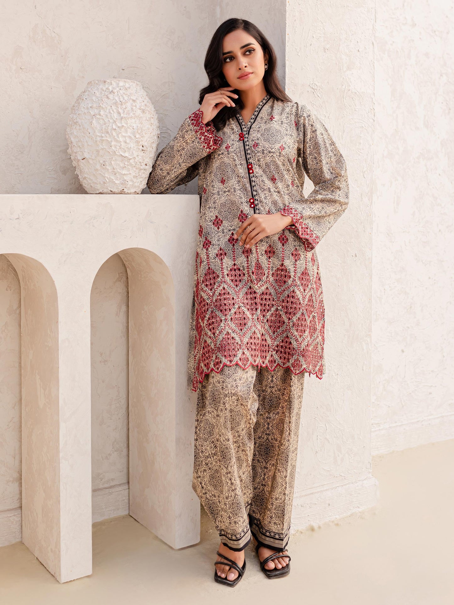 2 Piece Lawn Suit-Embroidered (Unstitched)
