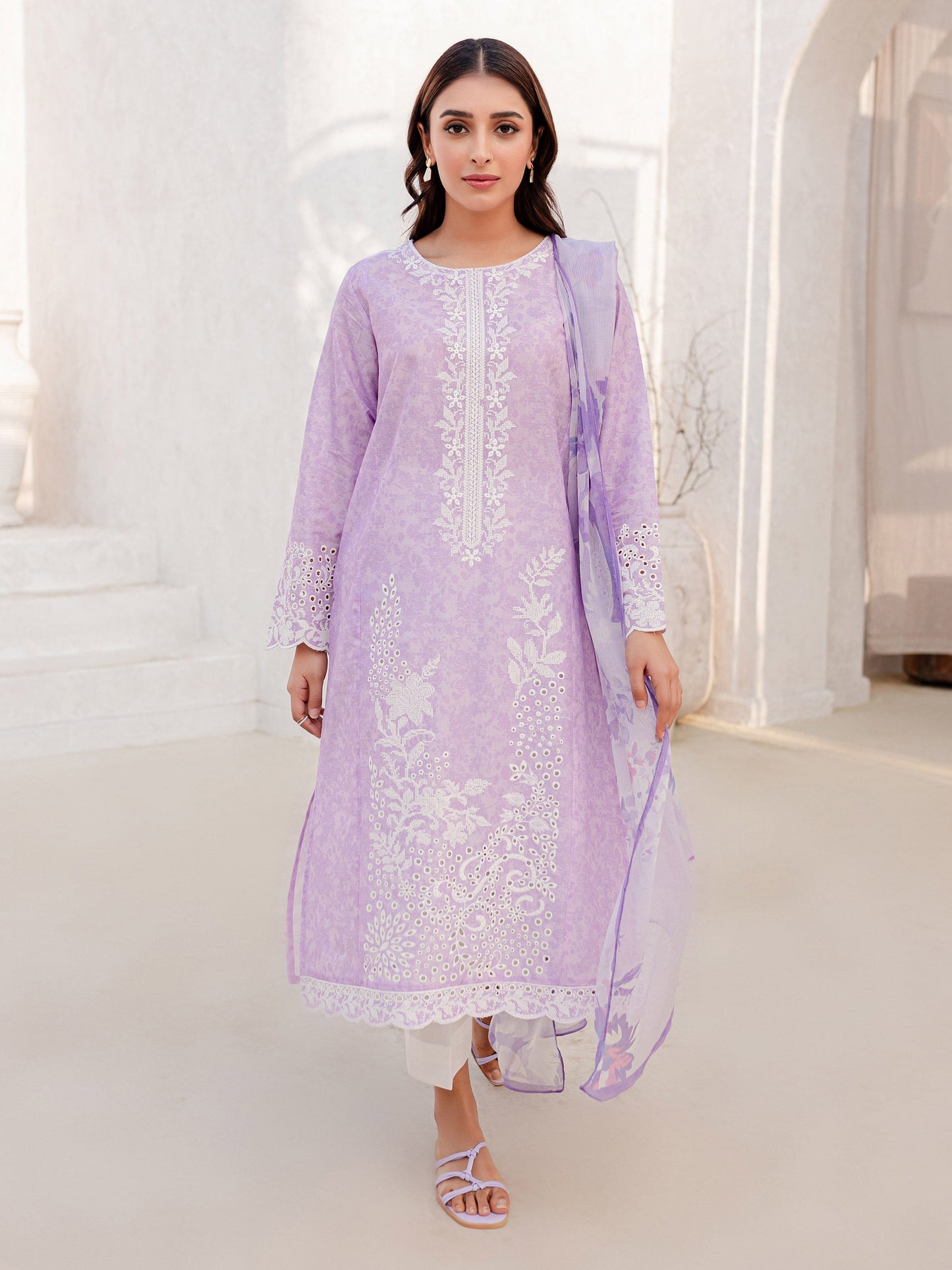 2 Piece Lawn Suit-Embroidered (Unstitched)