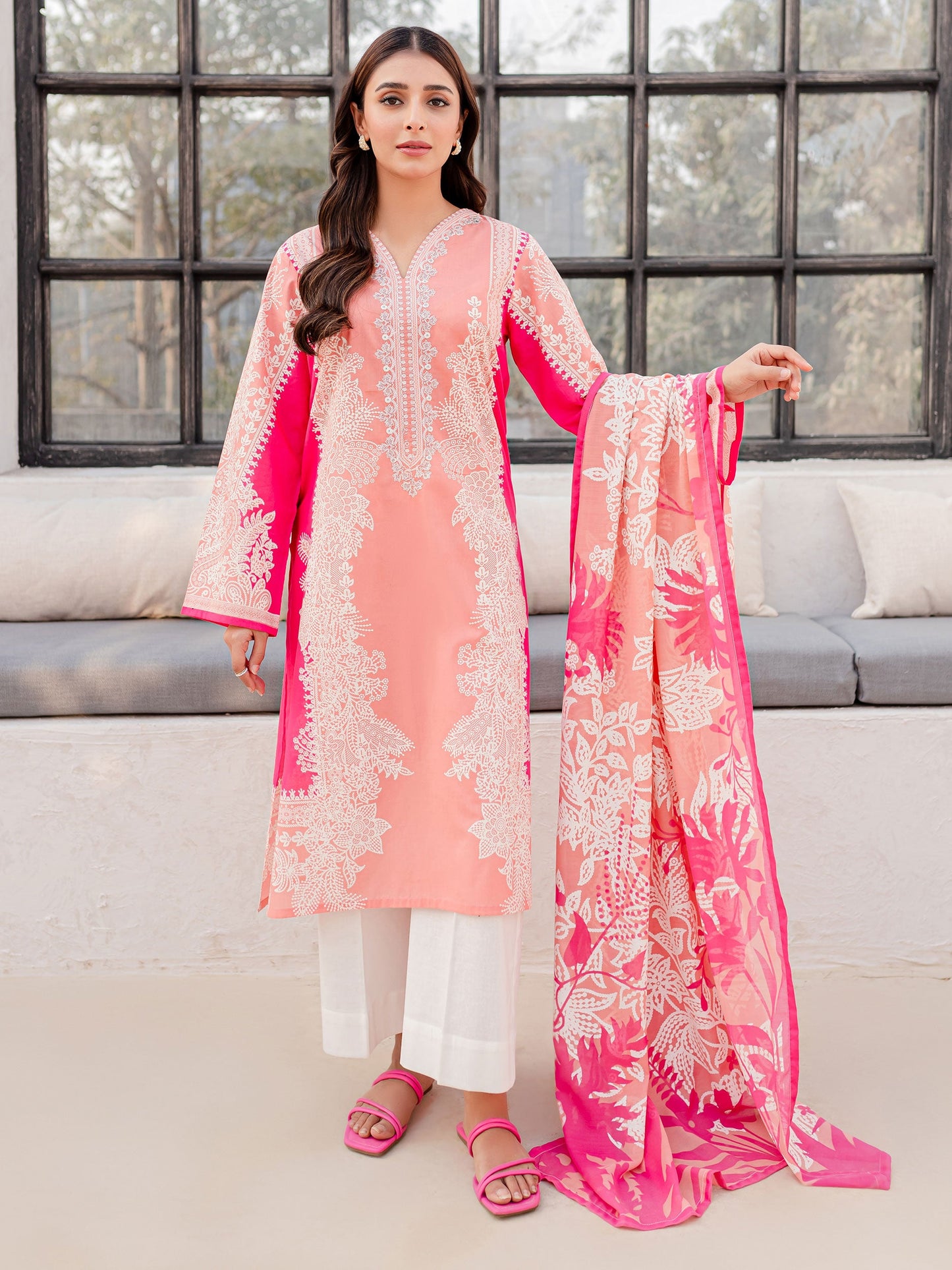 2 Piece Lawn Suit-Embroidered (Unstitched)