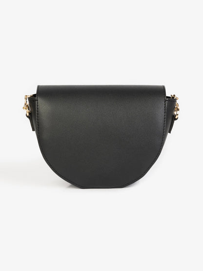 Curved flap bag