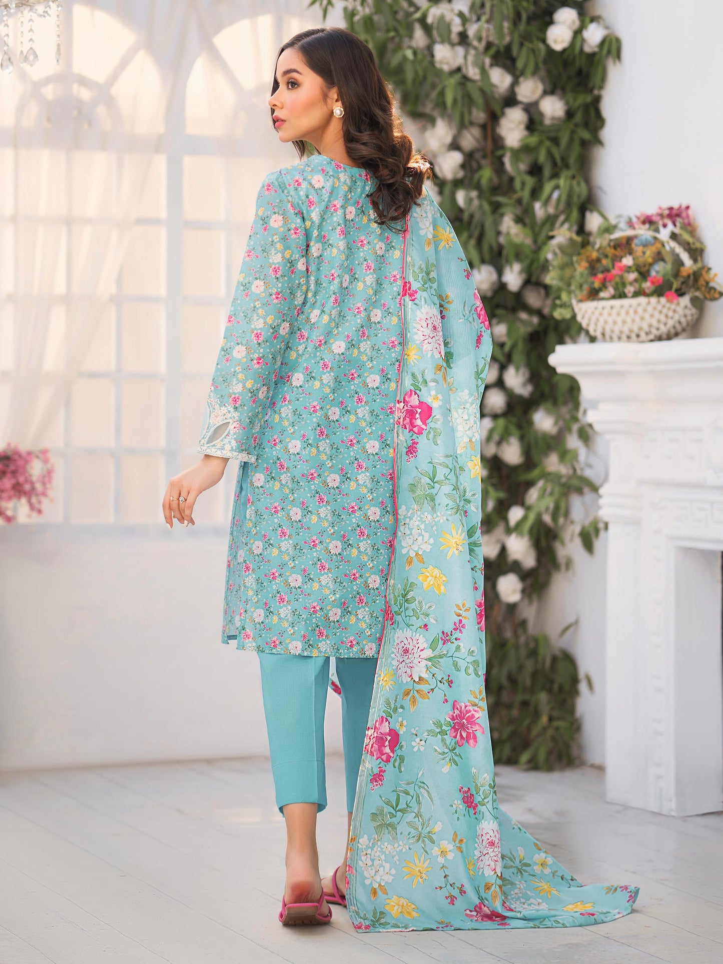 3 Piece Lawn Suit-Embroidered (Unstitched)