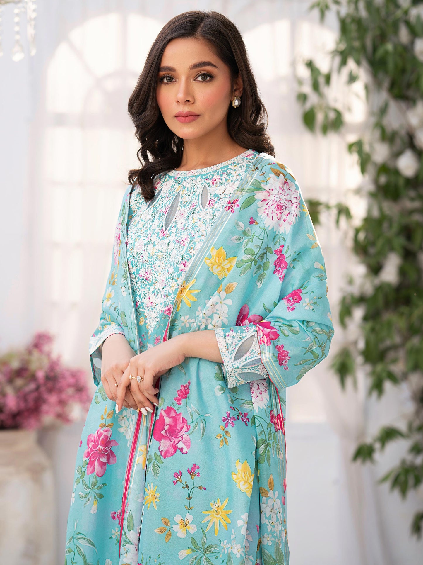 3 Piece Lawn Suit-Embroidered (Unstitched)