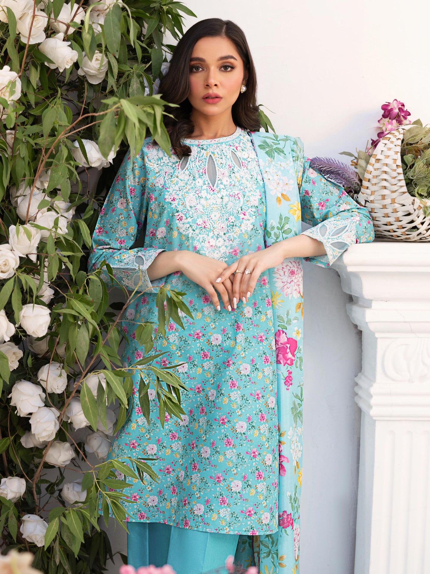 3 Piece Lawn Suit-Embroidered (Unstitched)