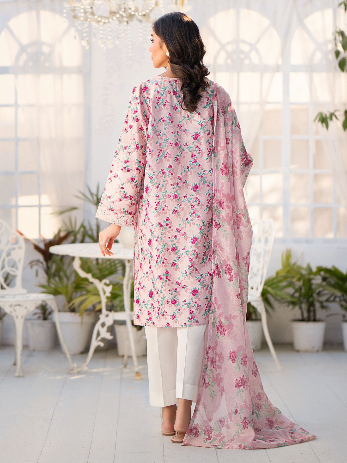 2 Piece Lawn Suit-Embroidered (Unstitched)