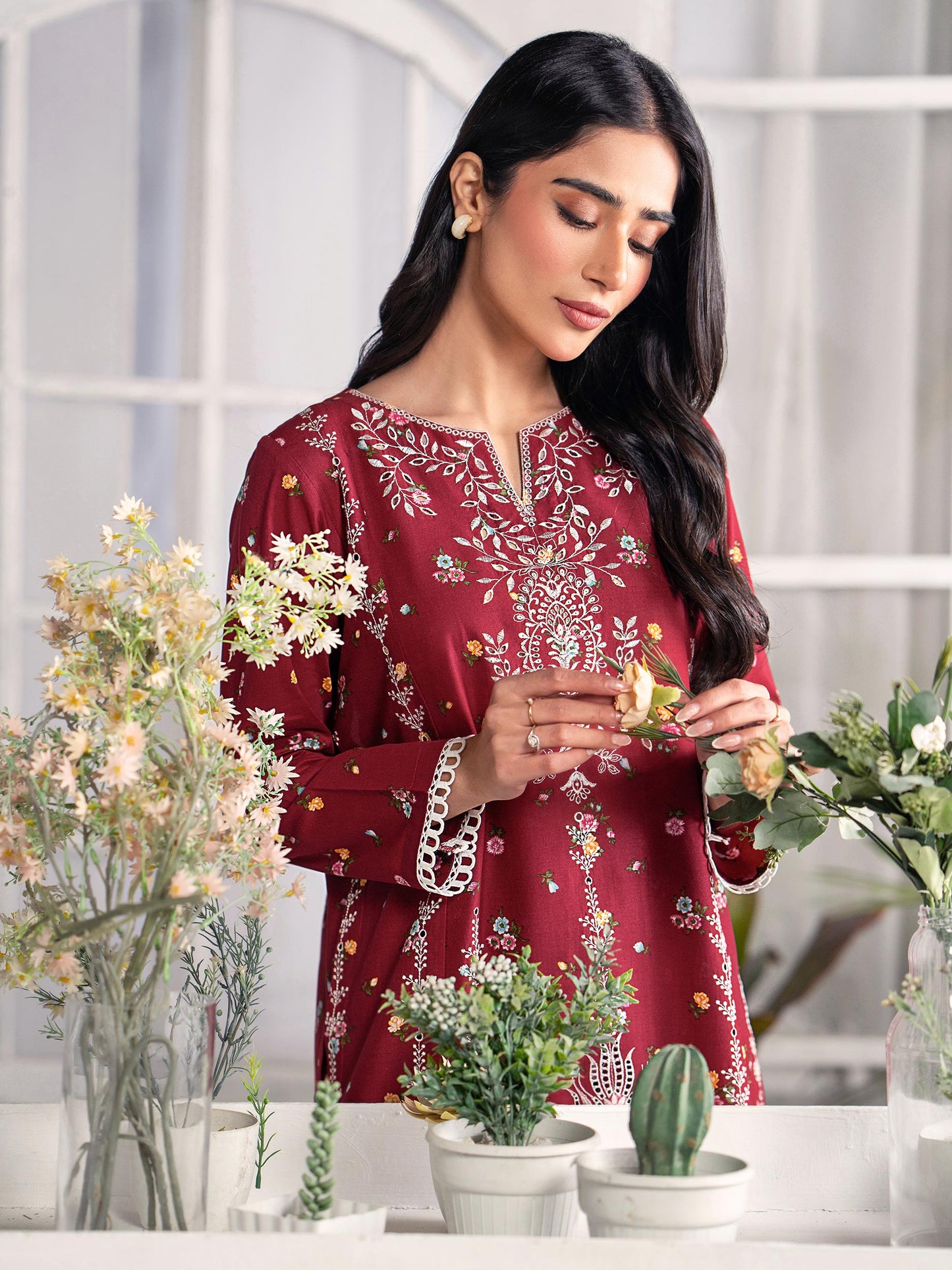 2 Piece Lawn Suit-Embroidered (Pret)
