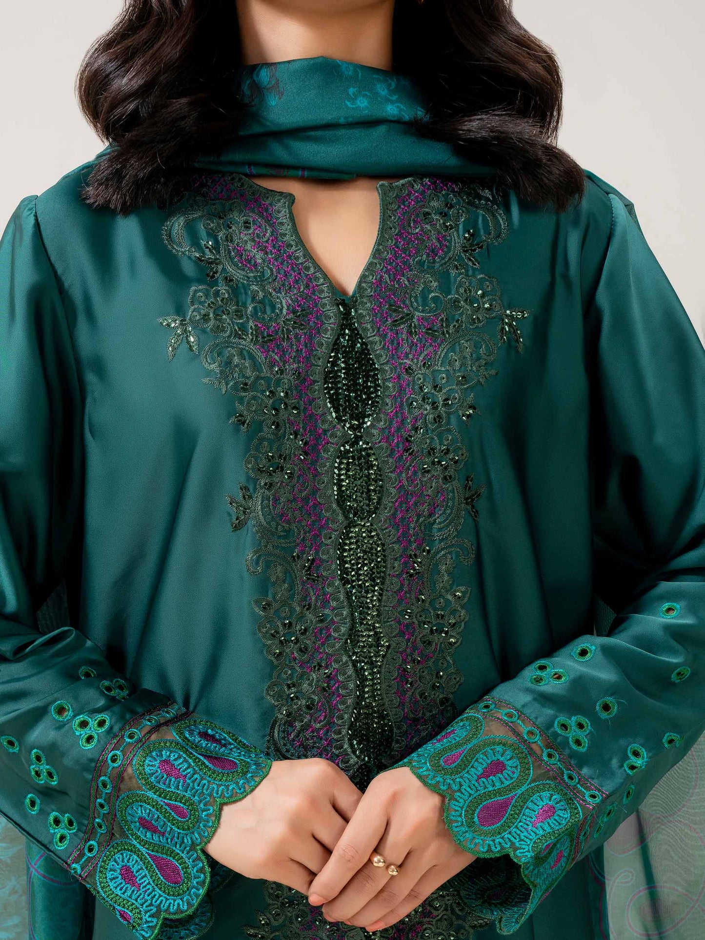 3 Piece Silk Suit-Embroidered (Pret)