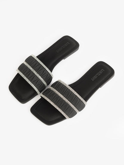 Pleated Flats
