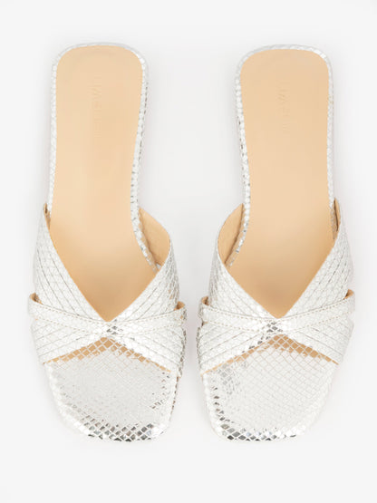 Snake-Textured Flats