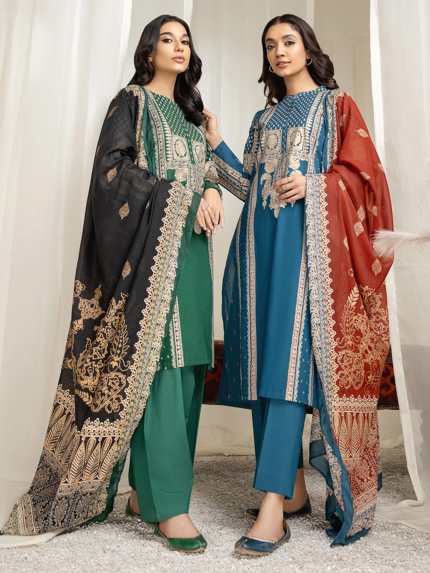 3 Piece Lawn Suit-Pasted (Unstitched)