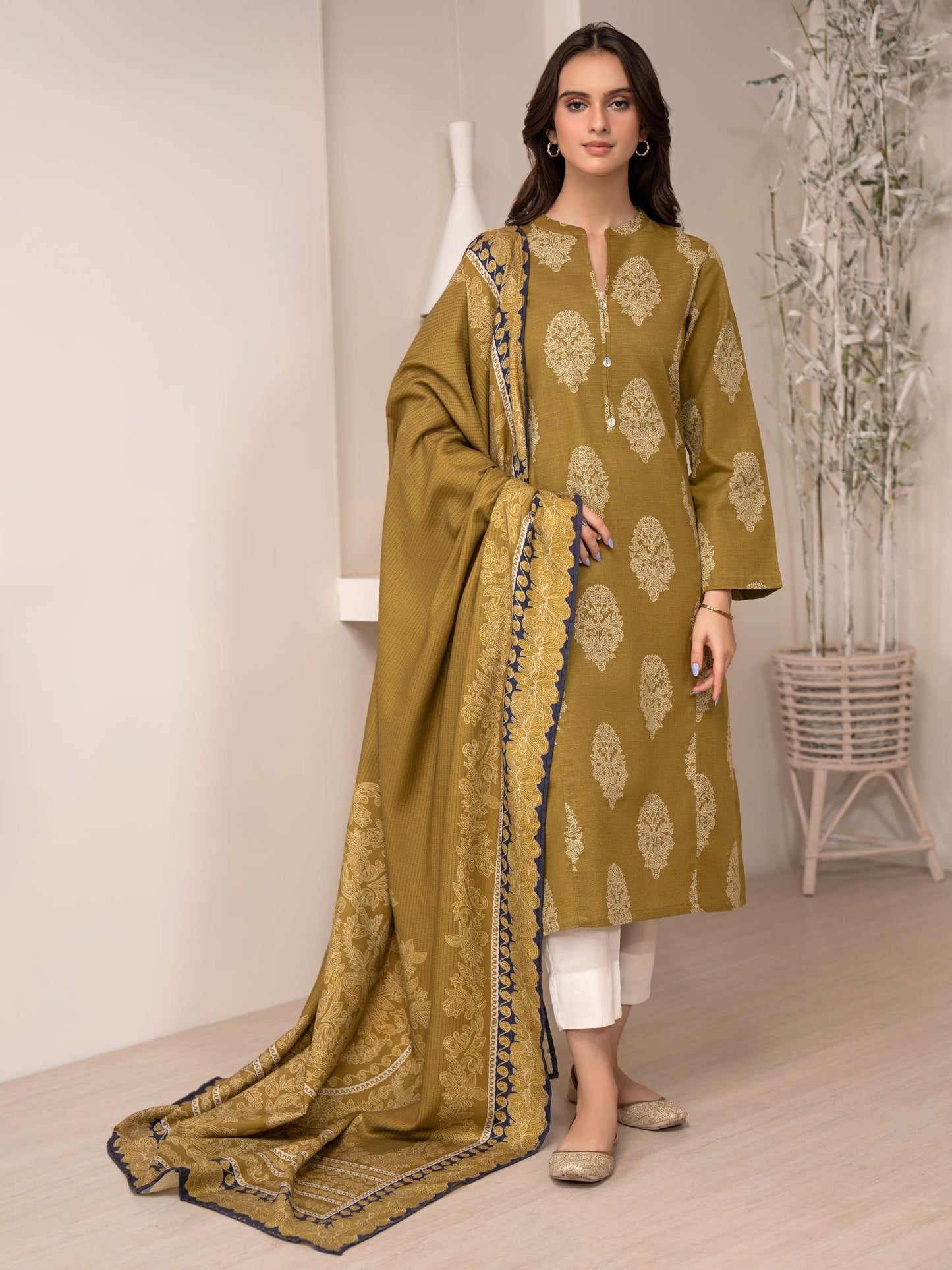 2 Piece Khaddar Suit-Printed (Unstitched)
