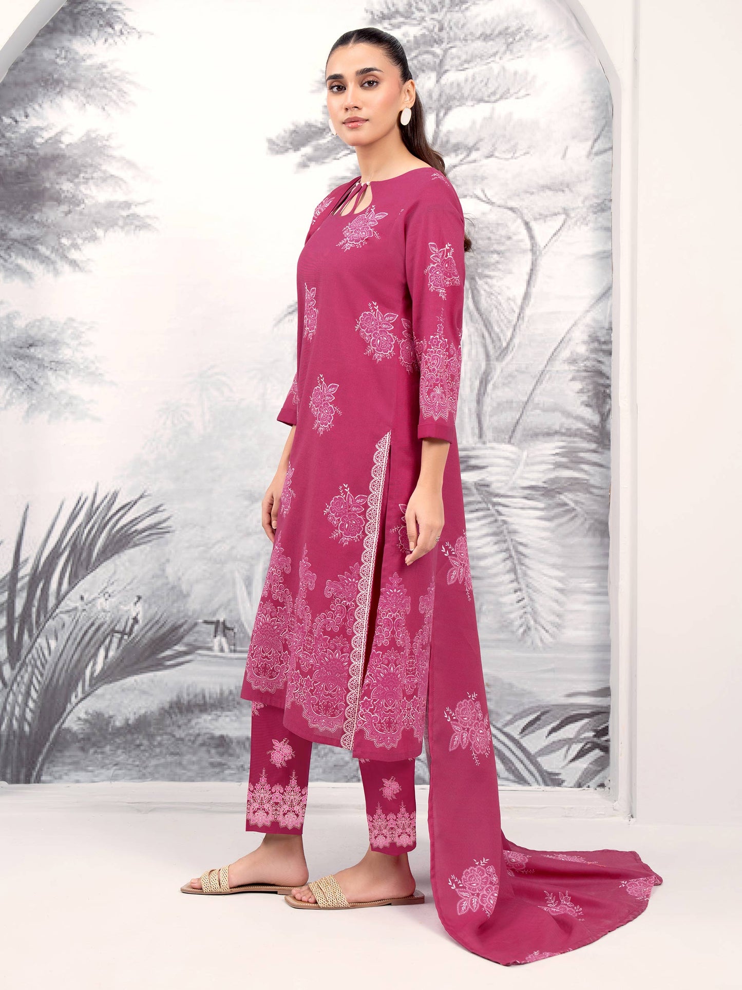 3 Piece Khaddar Suit-Printed (Unstitched)