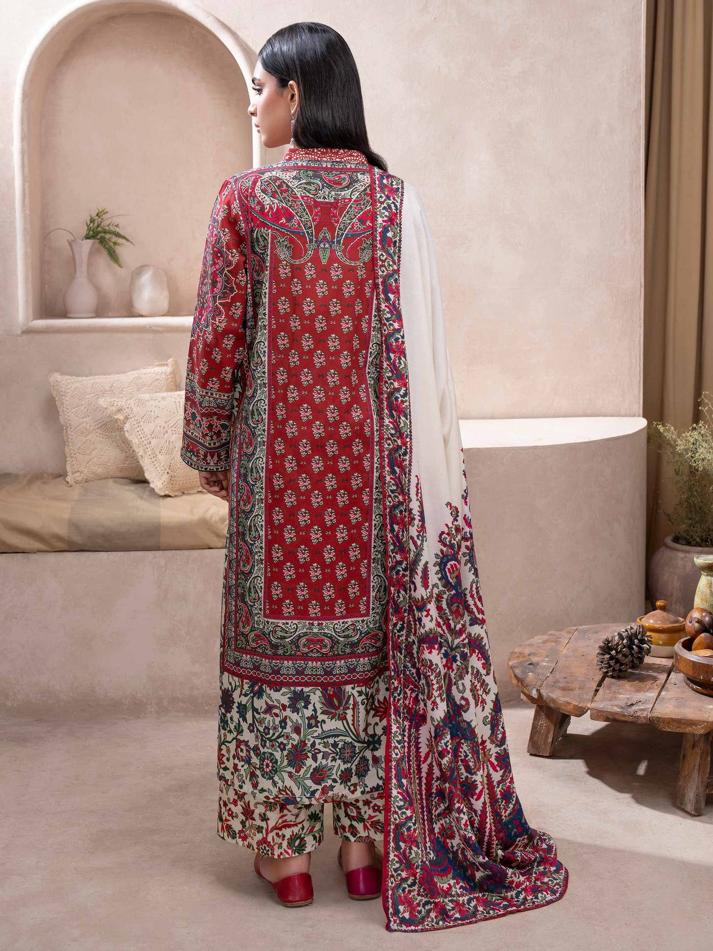 3 Piece Khaddar Suit-Printed (Unstitched)