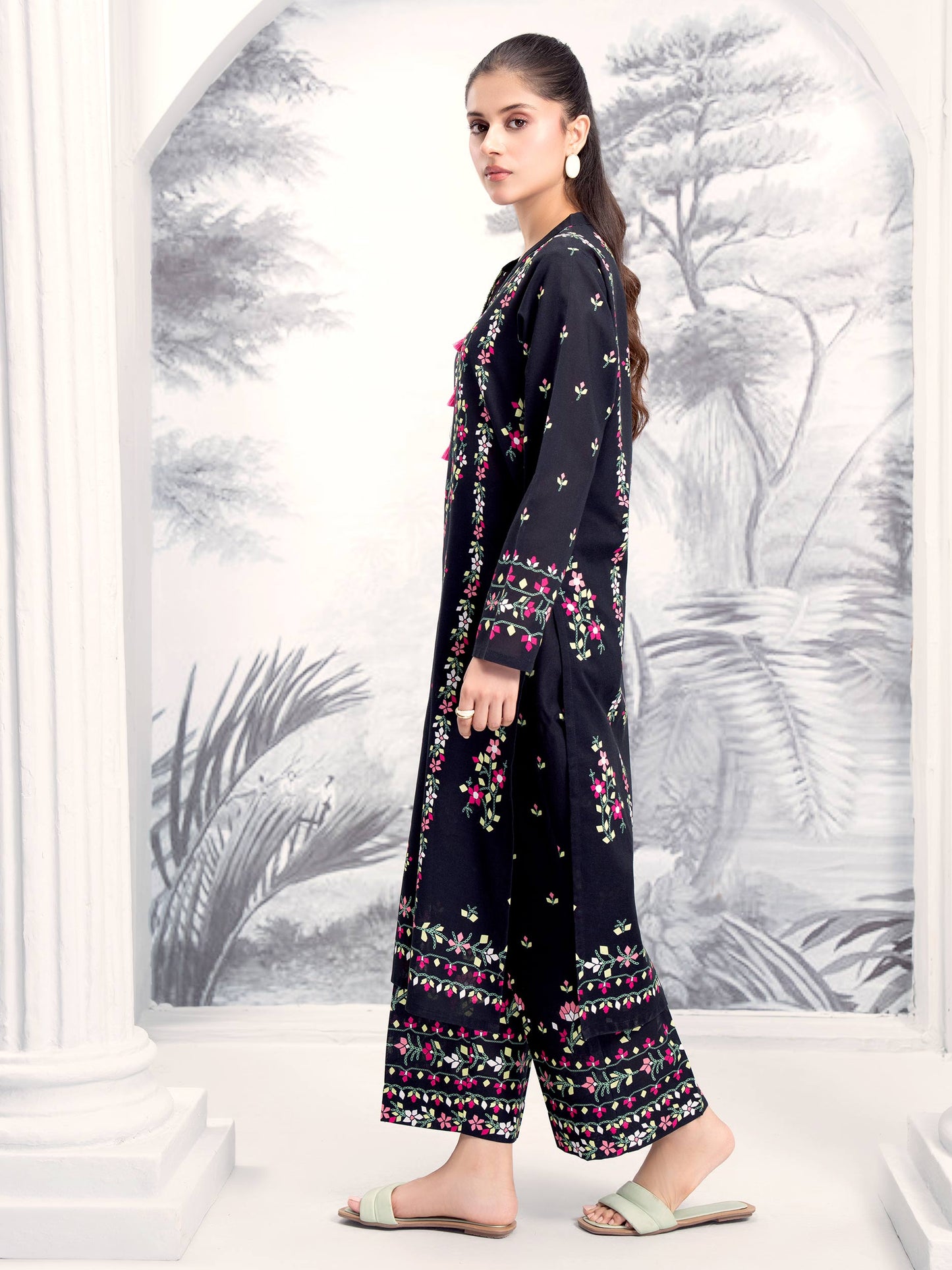 2 Piece Khaddar Suit-Printed (Unstitched)
