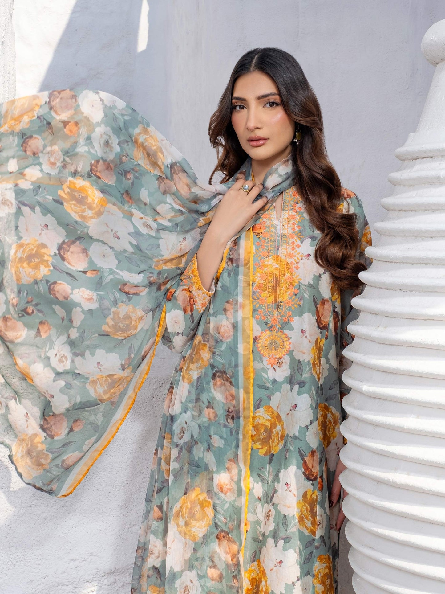 3 Piece Lawn Suit-Embroidered (Unstitched)