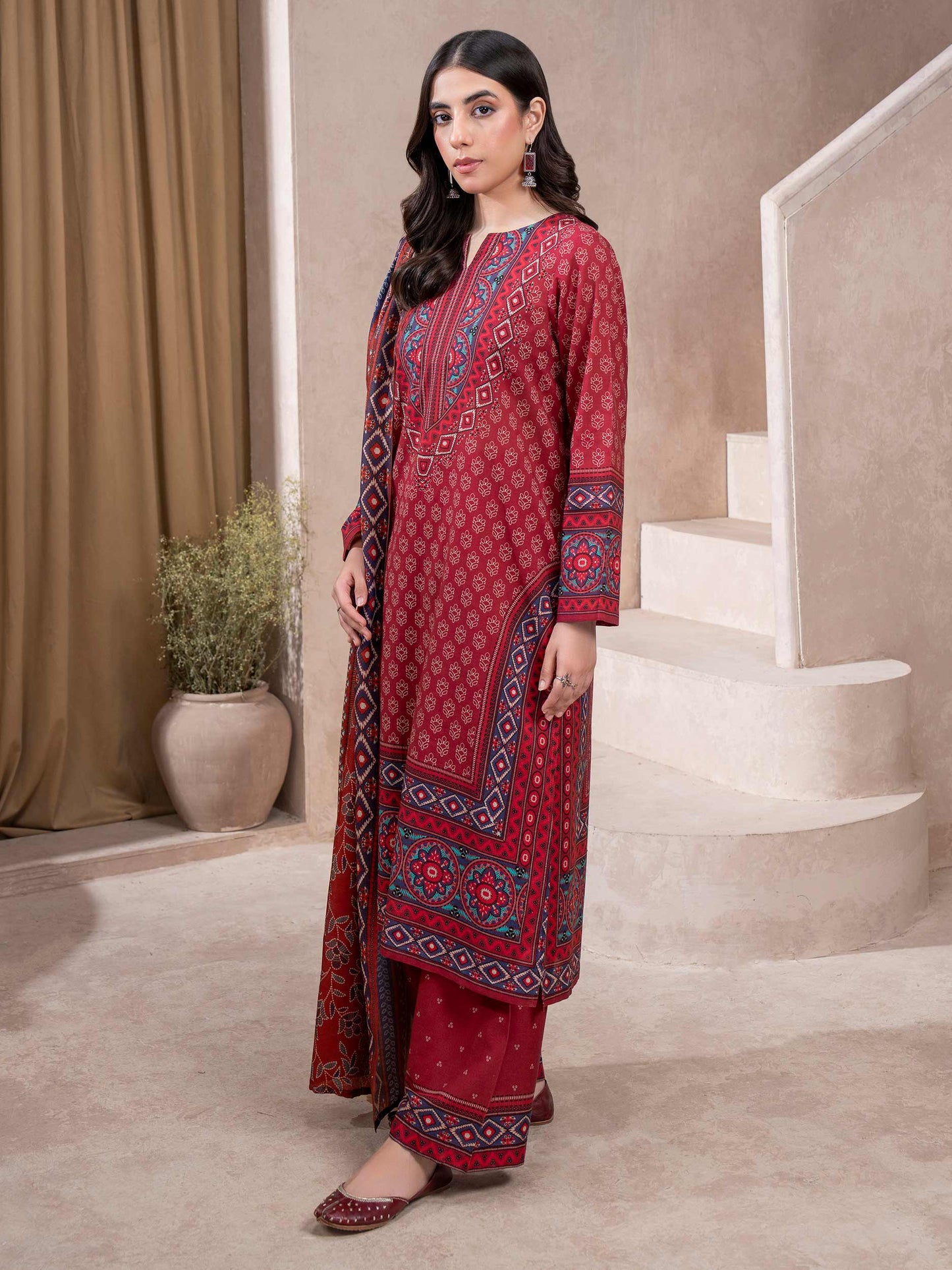 3 Piece Khaddar Suit-Printed (Unstitched)