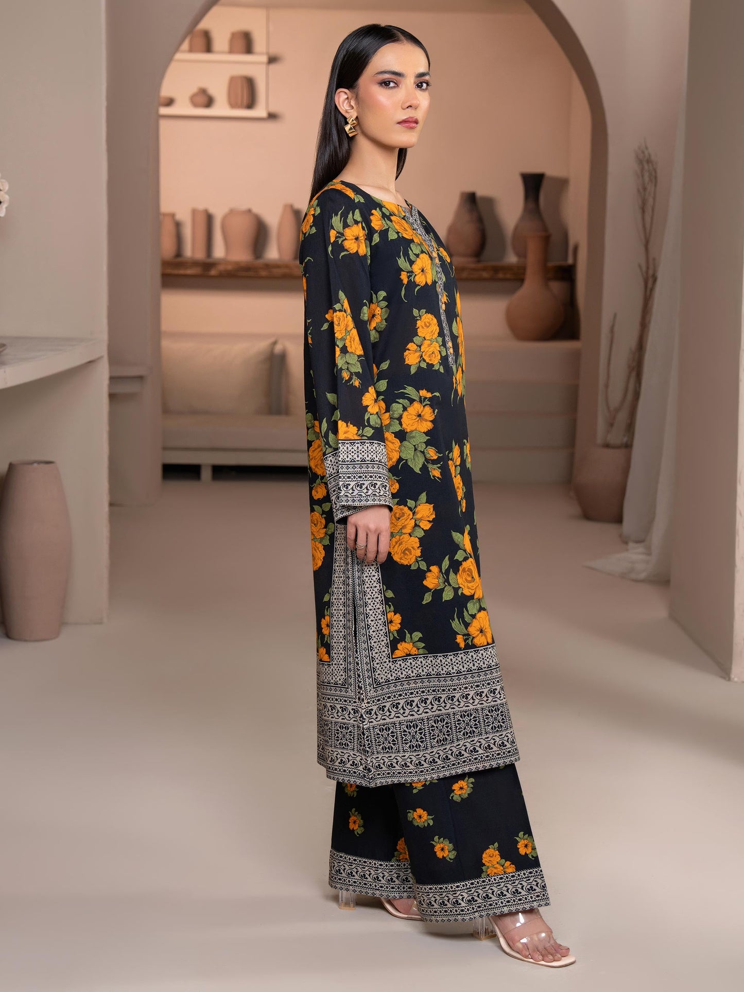 2 Piece Khaddar Suit-Printed (Unstitched)