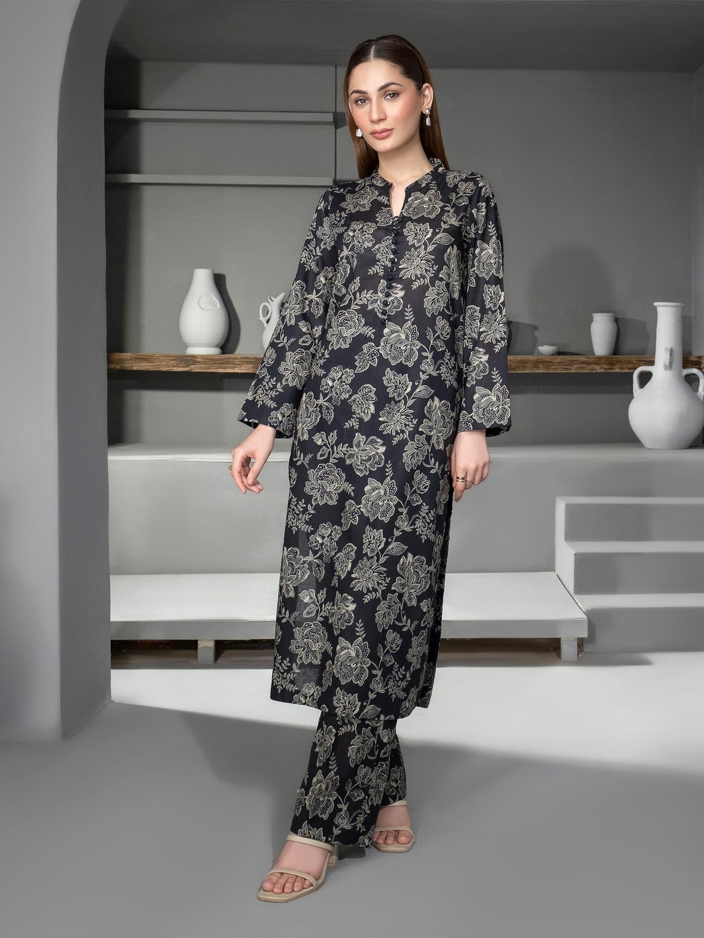 2 Piece Khaddar Suit-Printed (Unstitched)