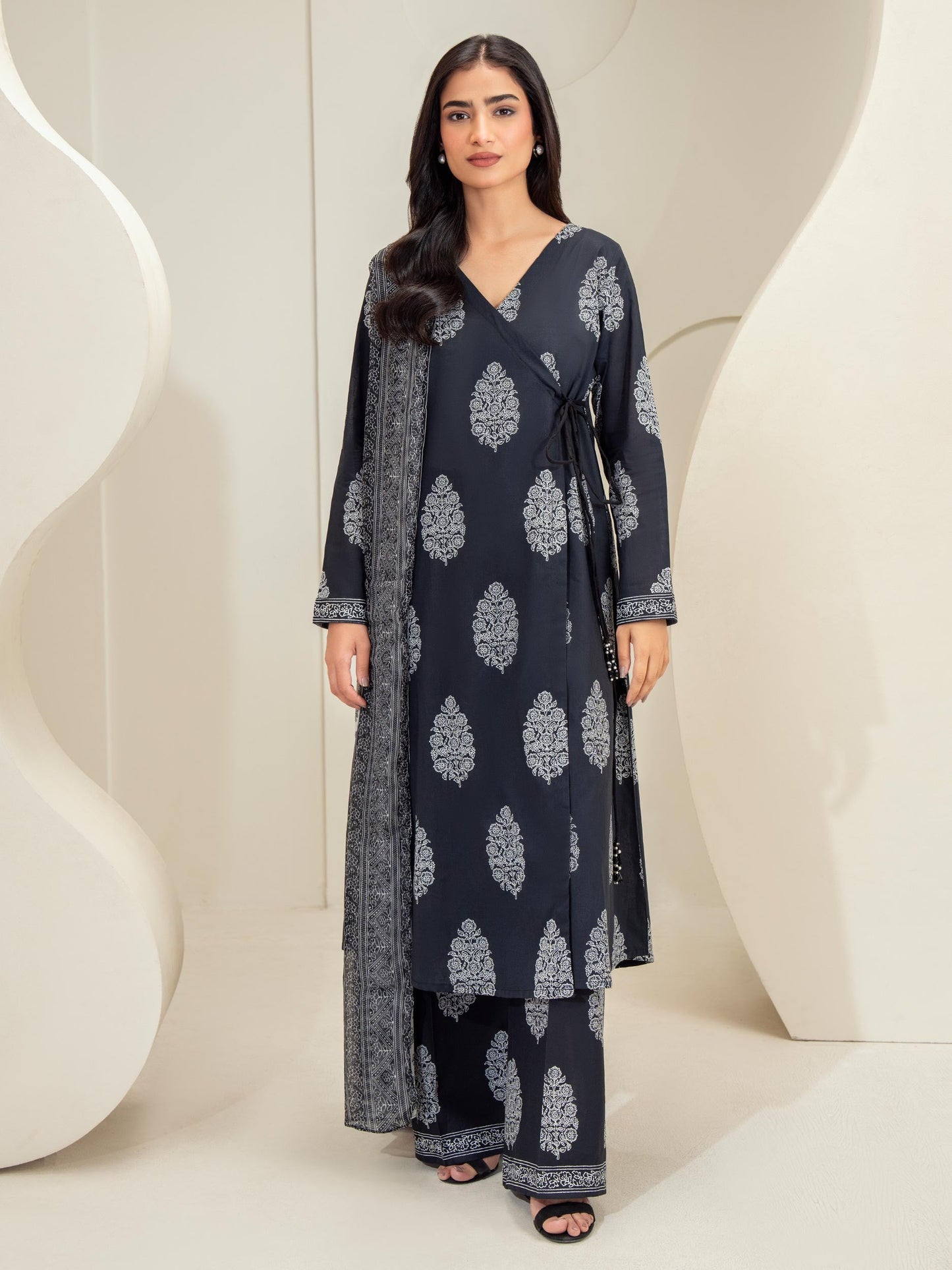 3 Piece Lawn Suit-Printed (Unstitched)