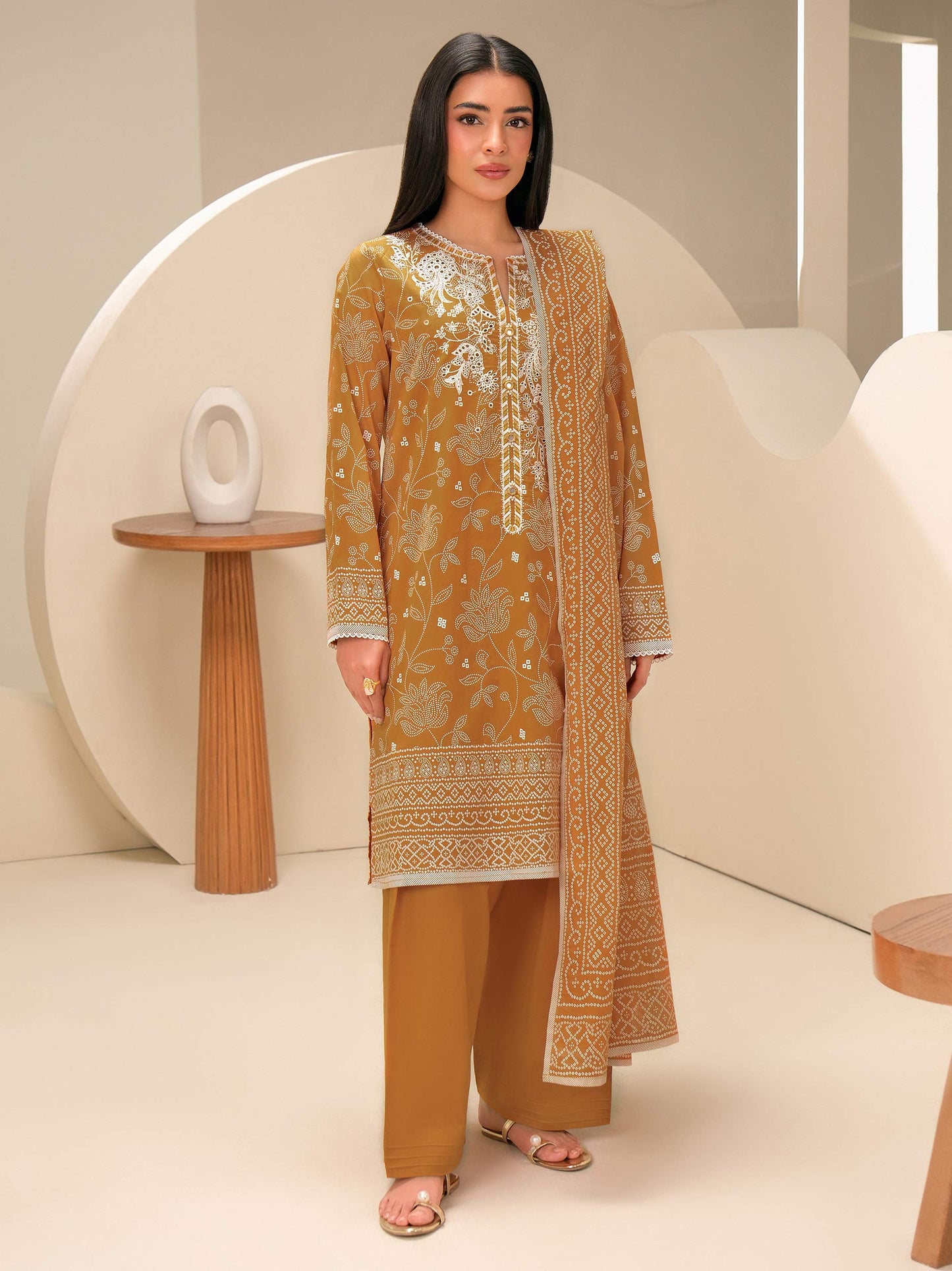 3 Piece Lawn Suit-Embroidered (Unstitched)