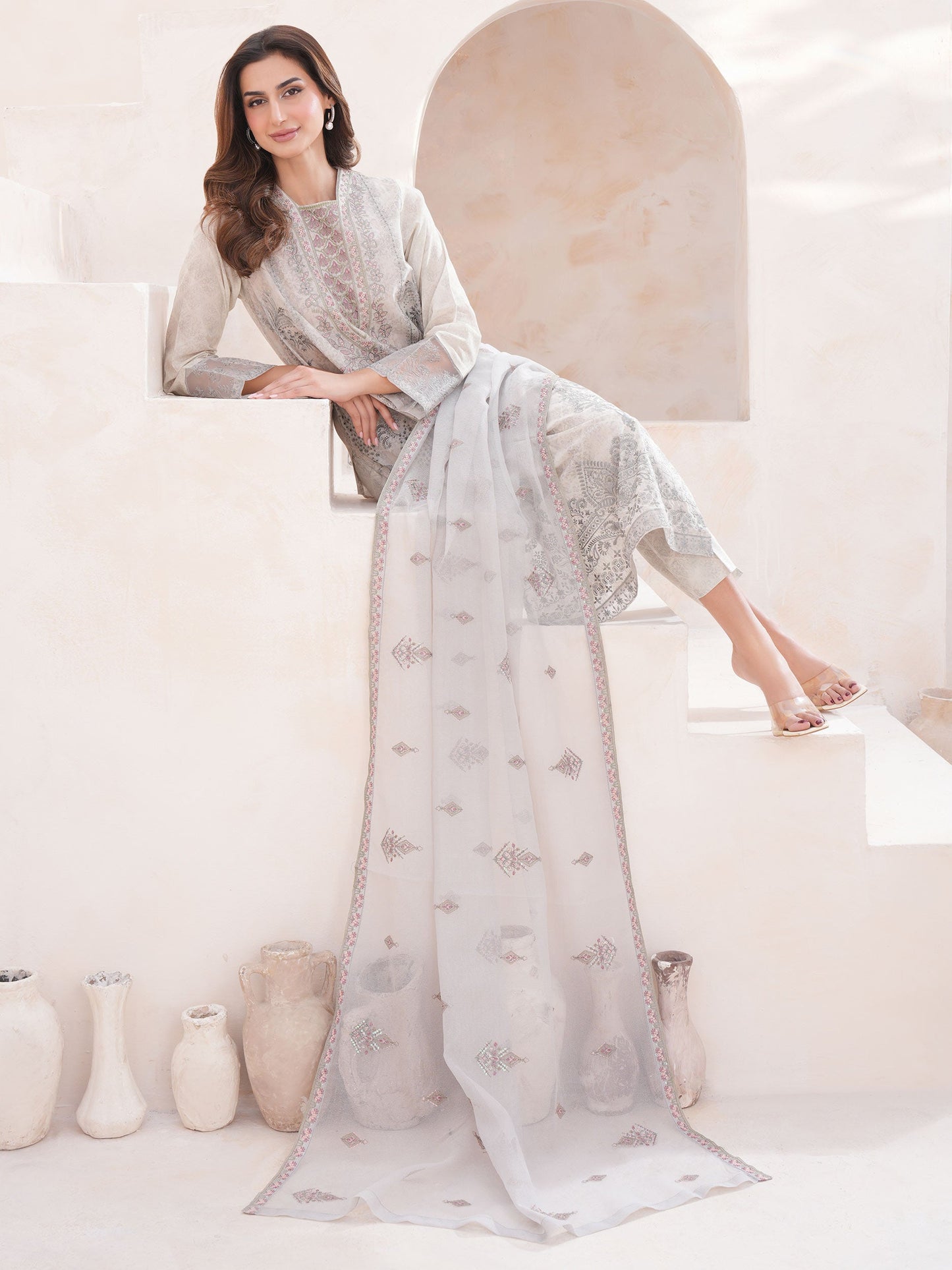 3 Piece Lawn Suit-Embroidered (Unstitched)