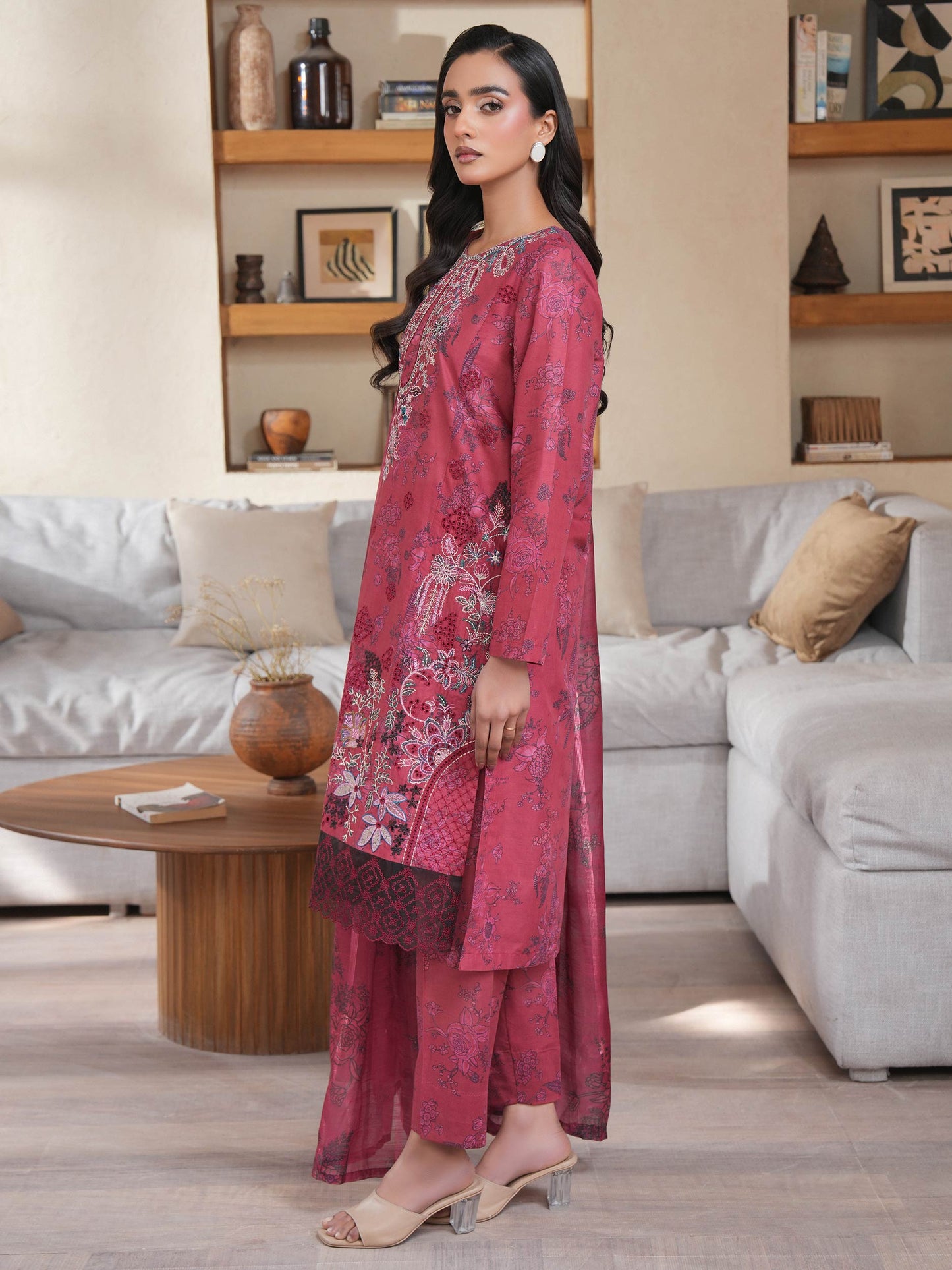 3 Piece Lawn Suit-Embroidered (Unstitched)