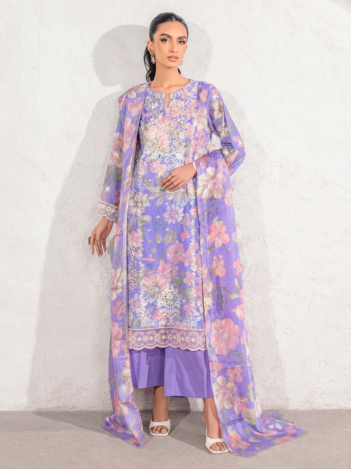 3 Piece Lawn Suit-Embroidered (Unstitched)