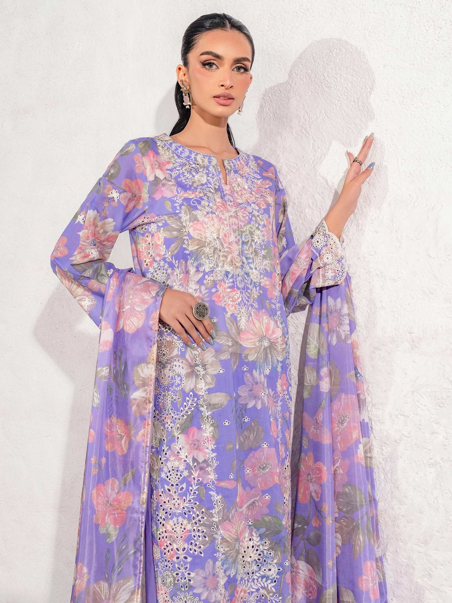 3 Piece Lawn Suit-Embroidered (Unstitched)