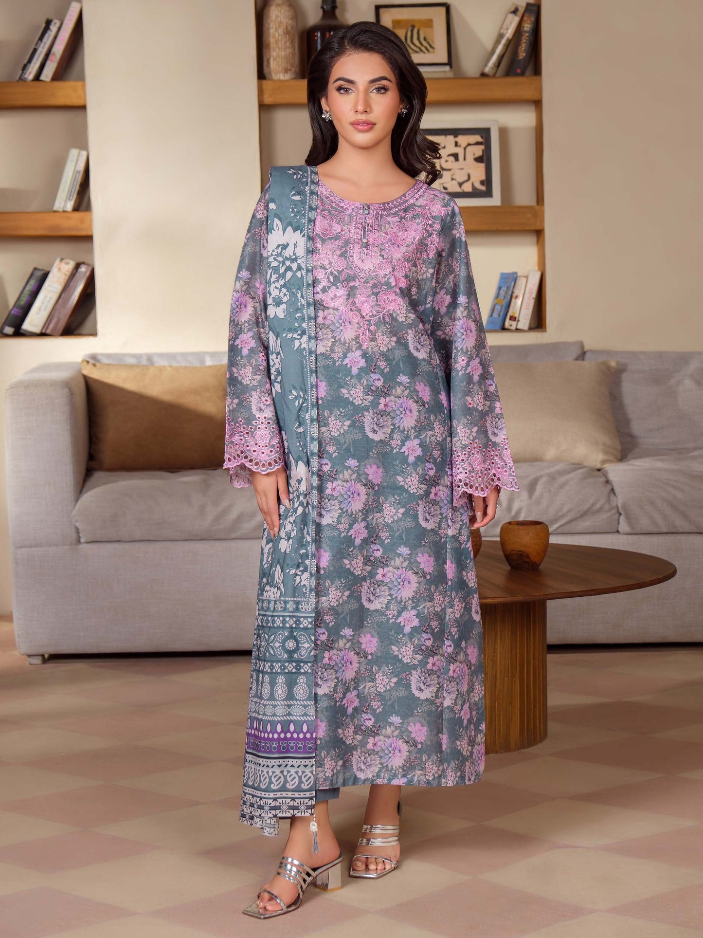 3 Piece Lawn Suit-Embroidered (Unstitched)