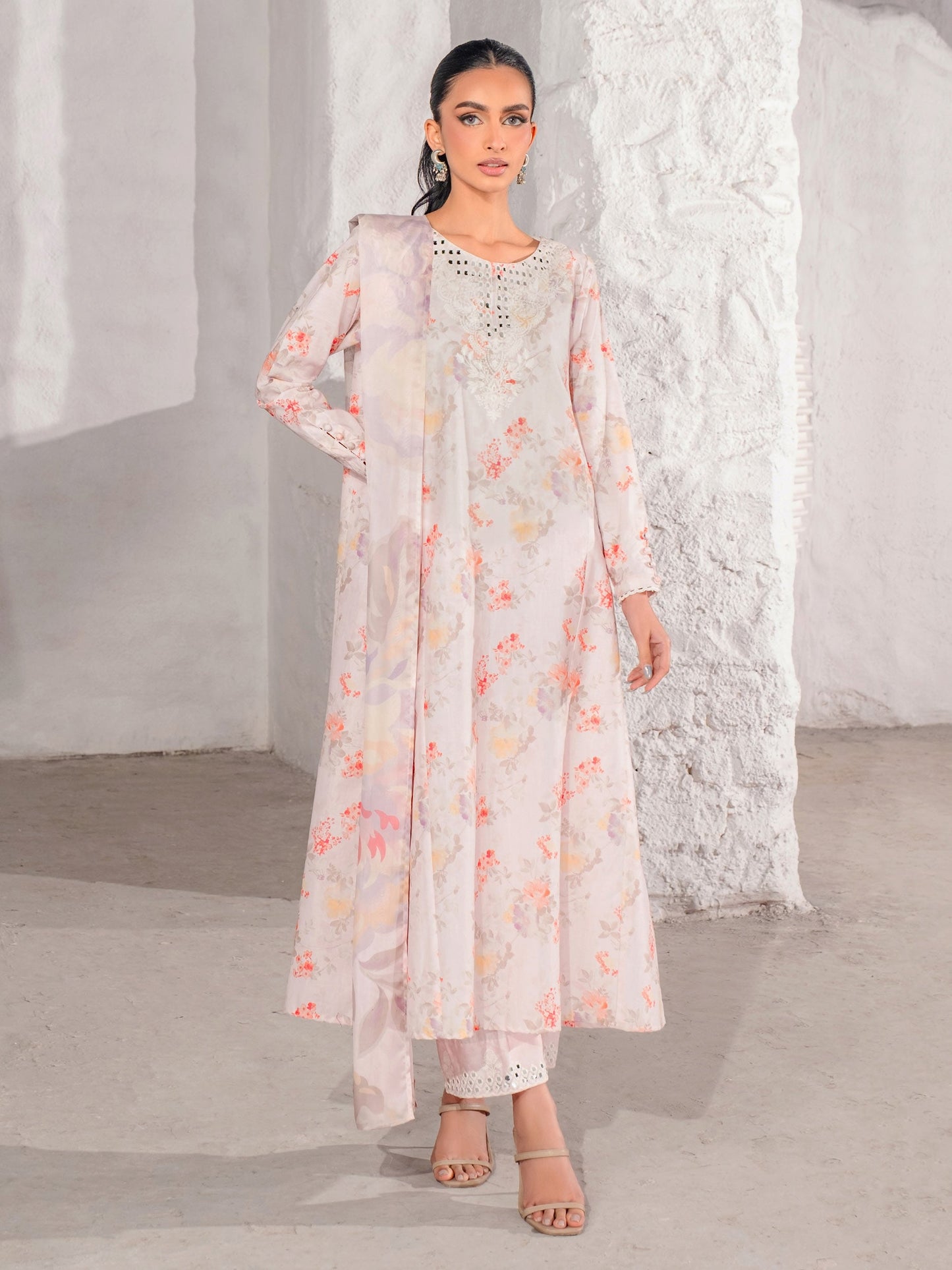 3 Piece Lawn Suit-Embroidered (Unstitched)