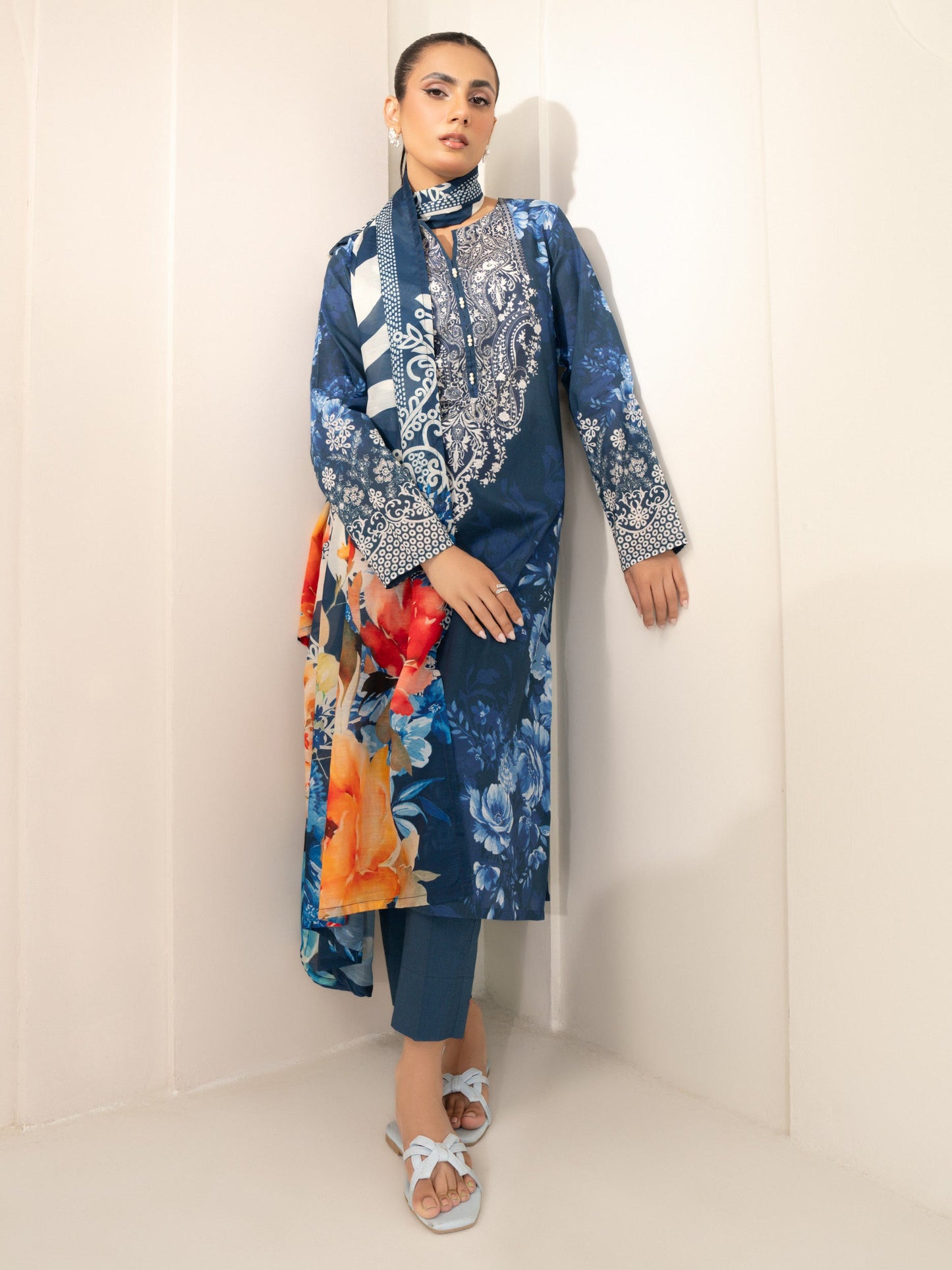 3 Piece Lawn Suit-Printed (Unstitched)