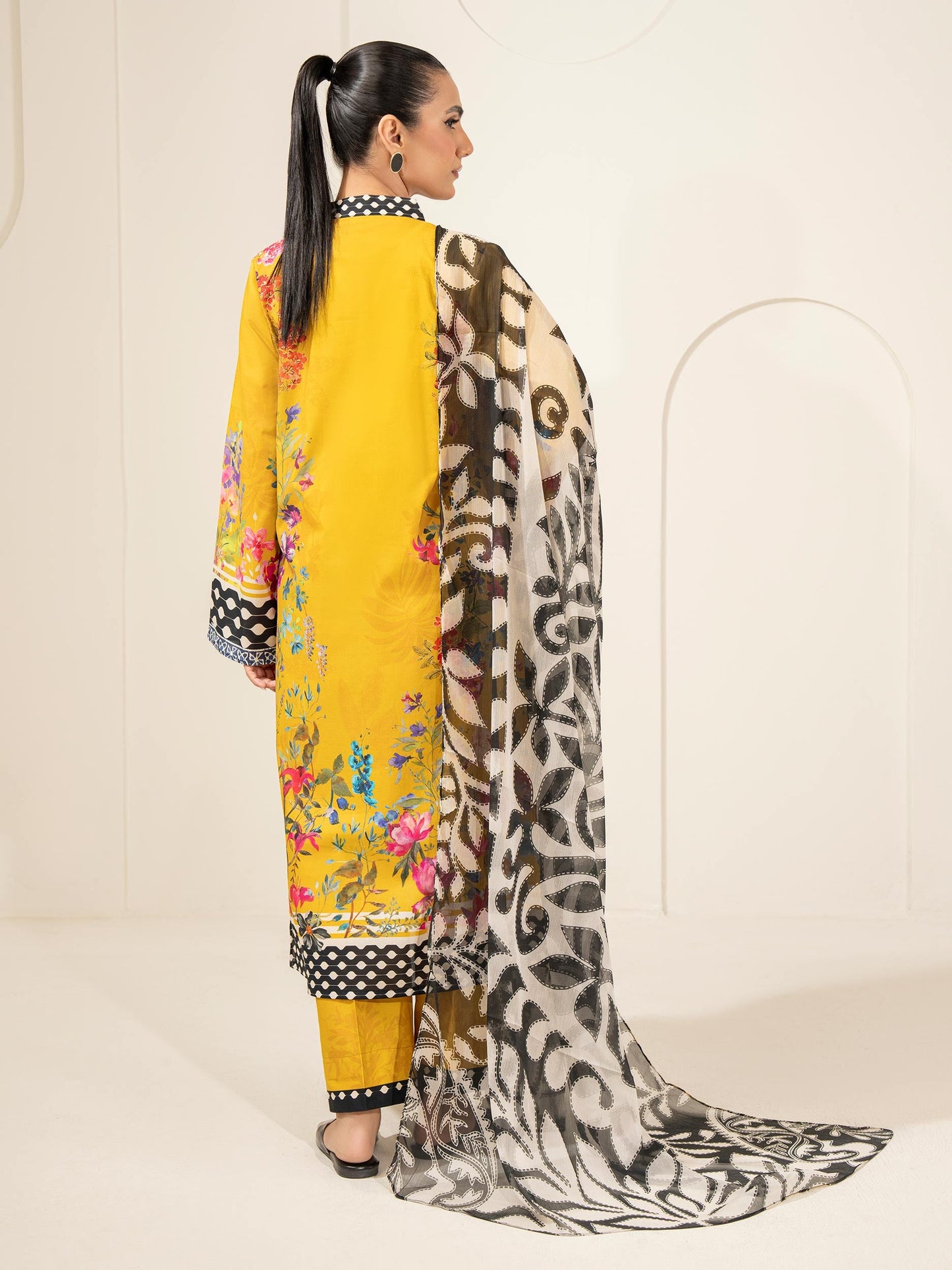 3 Piece Lawn Suit-Printed (Unstitched)
